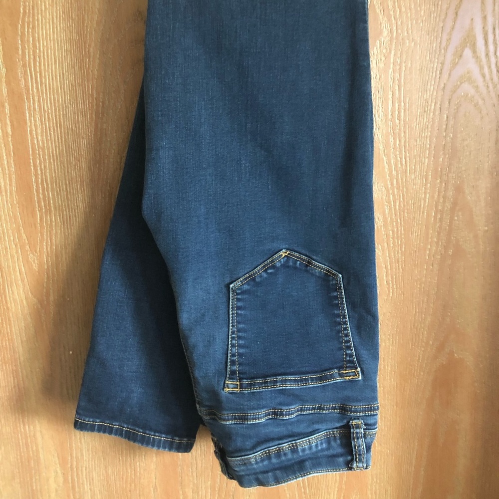 Skinny jeans